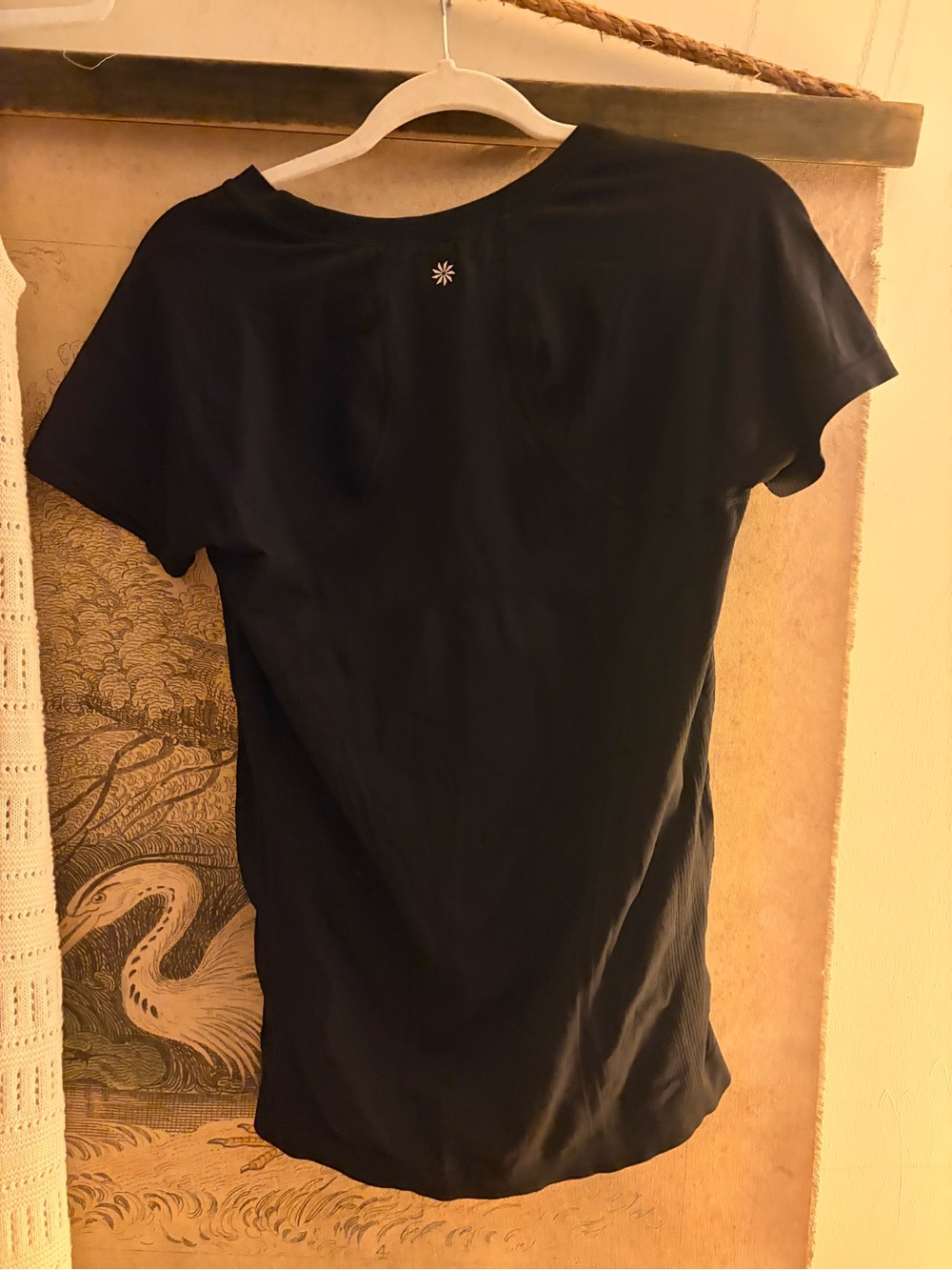 * Athleta Momentum Black Women's Short-Sleeve Tee SZ Medium * - Picture 6 of 9